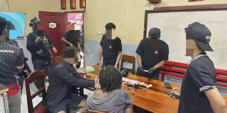 Satgas Damai Cartenz Tangkap Komandan KKB Yahukimo