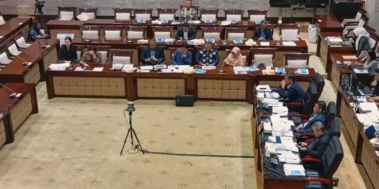 DPR Uji 10 Kandidat Pimpinan OJK, Tiap Peserta Dapat Waktu 30 Menit
