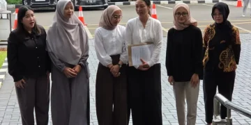 Istri Eks Pejabat Pertamina Mengadu ke Komisi III DPR