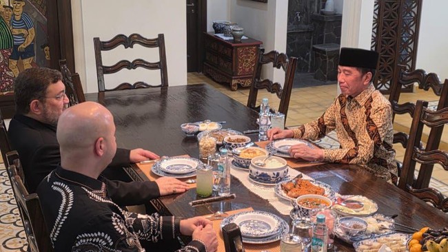 Jokowi dan Dubes Iran Bahas Konflik Timur Tengah di Solo