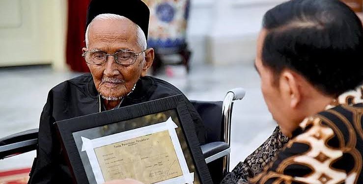 Donatur Pesawat Seulawah RI-001 Nyak Sandang Tutup Usia