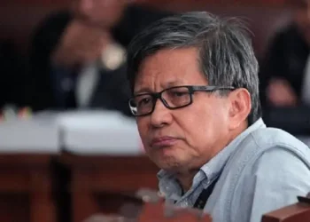 Rocky Gerung Ungkap Alasan Hadiri Sidang Korupsi Chromebook Nadiem