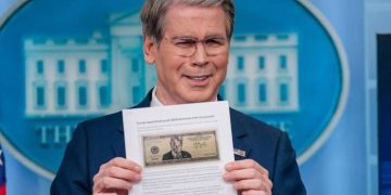 AS Siapkan Uang US$250 Bergambar Trump, Tunggu Restu Kongres