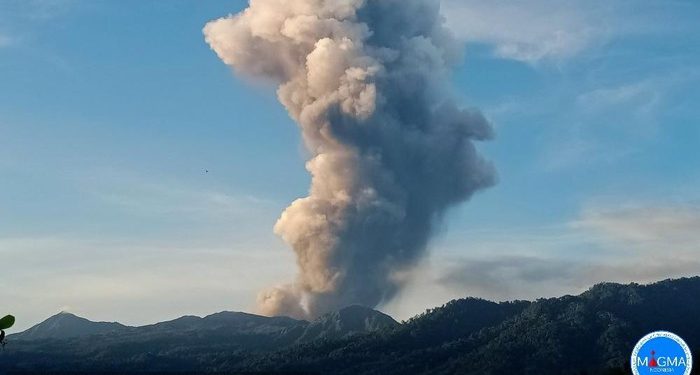 Gunung Dukono Meletus, 2 Pendaki WNA Tewas dan 20 Orang Terjebak