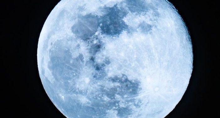 Blue Moon Bakal Hiasi Langit Indonesia 31 Mei 2026, Catat Waktu Terbaik Melihatnya