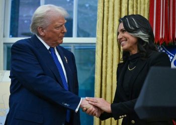 Bos Intelijen AS Mundur, Sempat Cekcok dengan Trump Soal Perang Iran