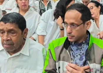Dituntut 18 Tahun Penjara, Nadiem Kenakan Jaket Ojol Saat Hadapi Sidang Pleidoi
