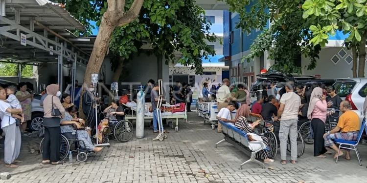 Kantor Bupati hingga Hotel Rusak Akibat Gempa M 6,7 Palu