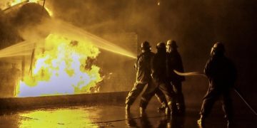 Kebakaran Hebat Landa Permukiman di Kemayoran, 33 Unit Damkar Dikerahkan