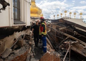 Rusia Hujani Ukraina dengan 70 Rudal dan 611 Drone, 11 Orang Tewas