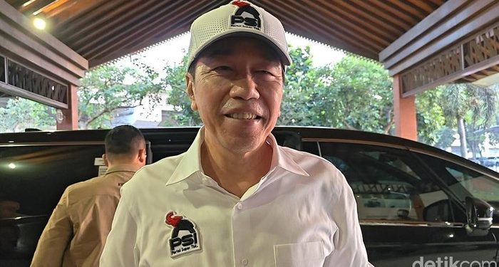 Jokowi Mulai Safari Politik ke Lampung, Kenakan Kemeja dan Topi Berlogo PSI