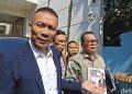 Rismon Temui Jokowi di Solo, Serahkan Buku Hasil Kajian Forensik Ijazah