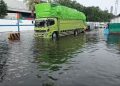 Hujan Deras dan Air Laut Pasang, 17 Titik di Surabaya Terendam Banjir