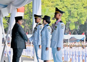 Anak Buruh & dari Daerah 3T Lulusan Terbaik IPDN