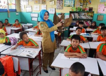Istana Janjikan Tukin Guru dan Nakes 3T Naik