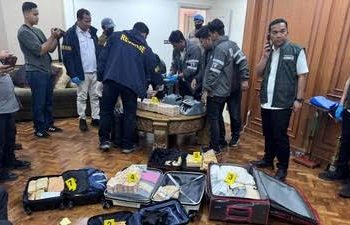 Polisi Sita Emas 74 Kg dan Uang Rp476 Miliar dari Rumah di Sentul