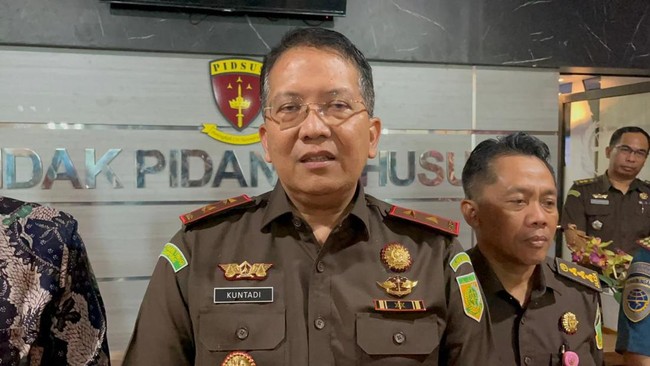 Jejak Karier Kuntadi, Jaksa Senior yang Diusulkan Isi Kursi Jampidsus