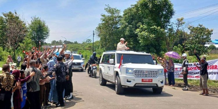 Prabowo Minta Kepala Daerah Tidak Kerahkan Warga Sambut Presiden