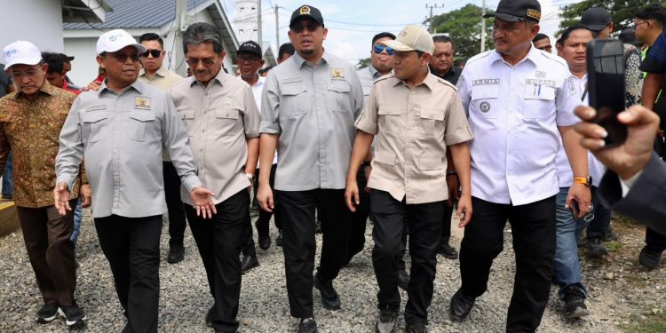 DPR Minta BUMN Karya Percepat Bangun Huntara