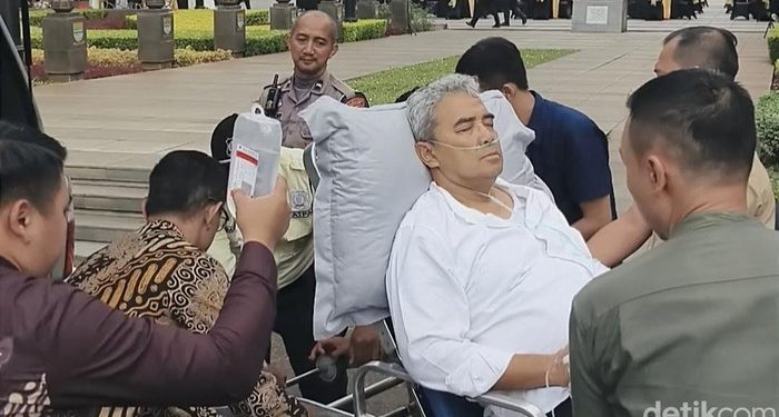 Mendadak Dilarikan ke RS, Begini Kondisi Terkini Wali Kota Bandung Farhan