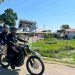 Gibran Naik Motor Temui Korban Gempa di NTT