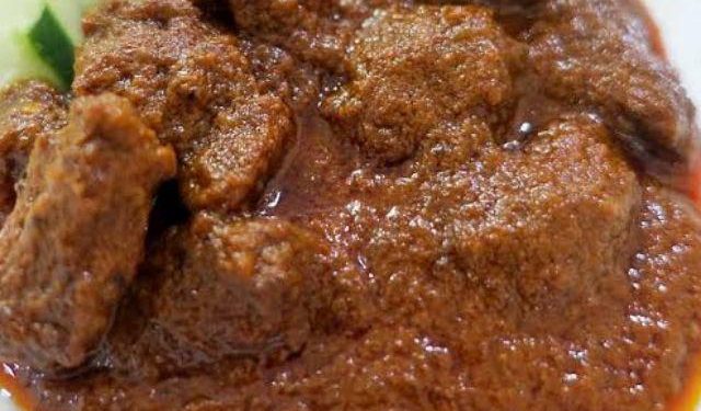 Sumbar Kirim 2,1 Ton Rendang ke NTT