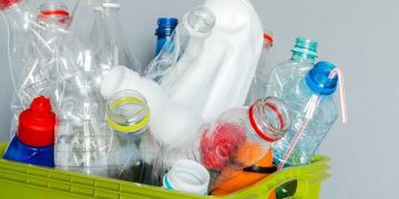 Menteri LH Optimistis Indonesia Bebas Sampah Plastik dalam Setahun