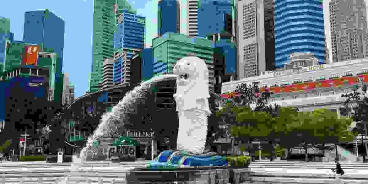 PHK di Singapura Tertinggi Sejak Covid-19
