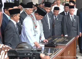 RI 1 Resmikan Fakultas Kedokteran Gontor