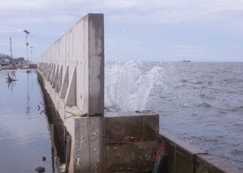 DPR Setujui Anggaran Giant Sea Wall Rp481 Miliar