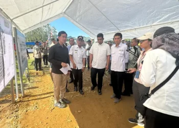 Wapres Gibran Minta Maaf kepada Warga yang Masih Tinggal di Huntara Tapsel