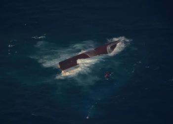 Tim SAR Temukan Liferaft Diduga Milik KM Virgo Transport 8 di Laut Jawa