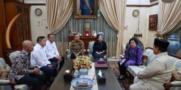 Prabowo ke Rumah Megawati Sampaikan Duka Cita