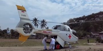 Seskab Teddy: Simulasi Ambulan Udara Digelar di Lampung.