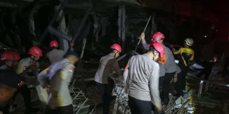 Ledakan di Pasar Tangsel: 2 Warga Tewas, 6 Ruko Rusak Parah