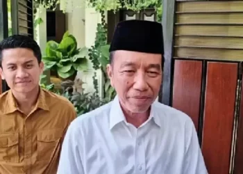 Jokowi: Ada Operasi Politik di Balik Isu Ijazahnya dan Gibran