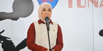 Politisi Singapura Ancam Potong Kabel Internet RI, Menkomdigi Balas Enteng