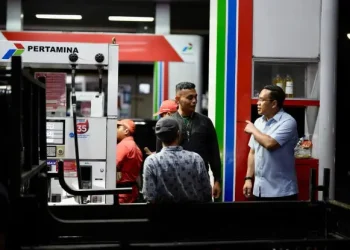 Dirut Pertamina Tinjau Langsung Distribusi BBM di Bali