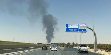 Pesawat Terbakar Kena Roket Houthi, Bandara Saudi Setop Penerbangan