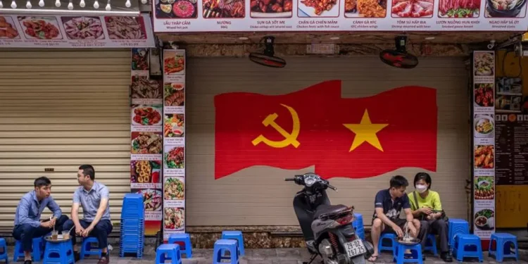 Airlangga Bongkar Rahasia Ekonomi Vietnam Lebih Meleset dari RI